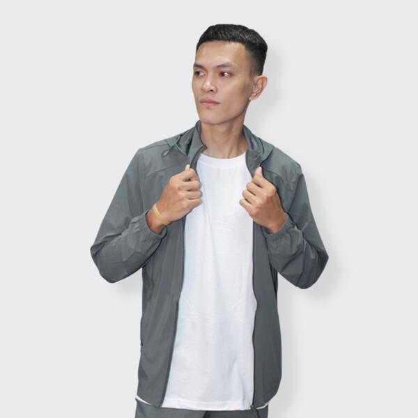 Anti-UV Water Repellant Parka with Detachable Hood Thumbnail