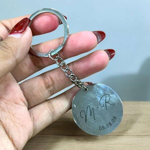Engraving Round Stainless Keychain Thumbnail