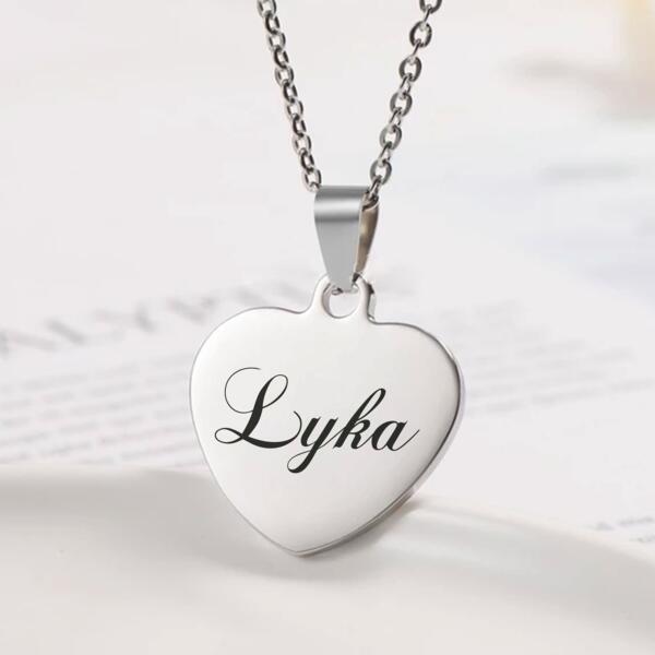 Engraving Heart Stainless Necklace Thumbnail